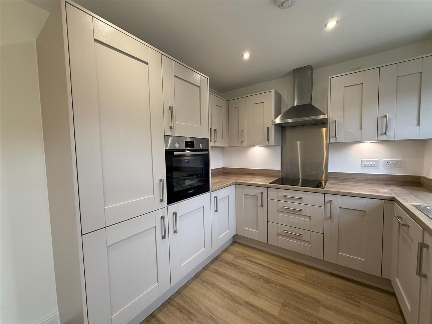 3 Bedroom House To Rent image 20